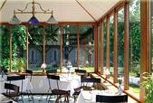 restaurant2